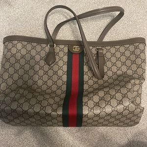 Authentic Gucci Ophidia GG medium tote shoulder bag like new!